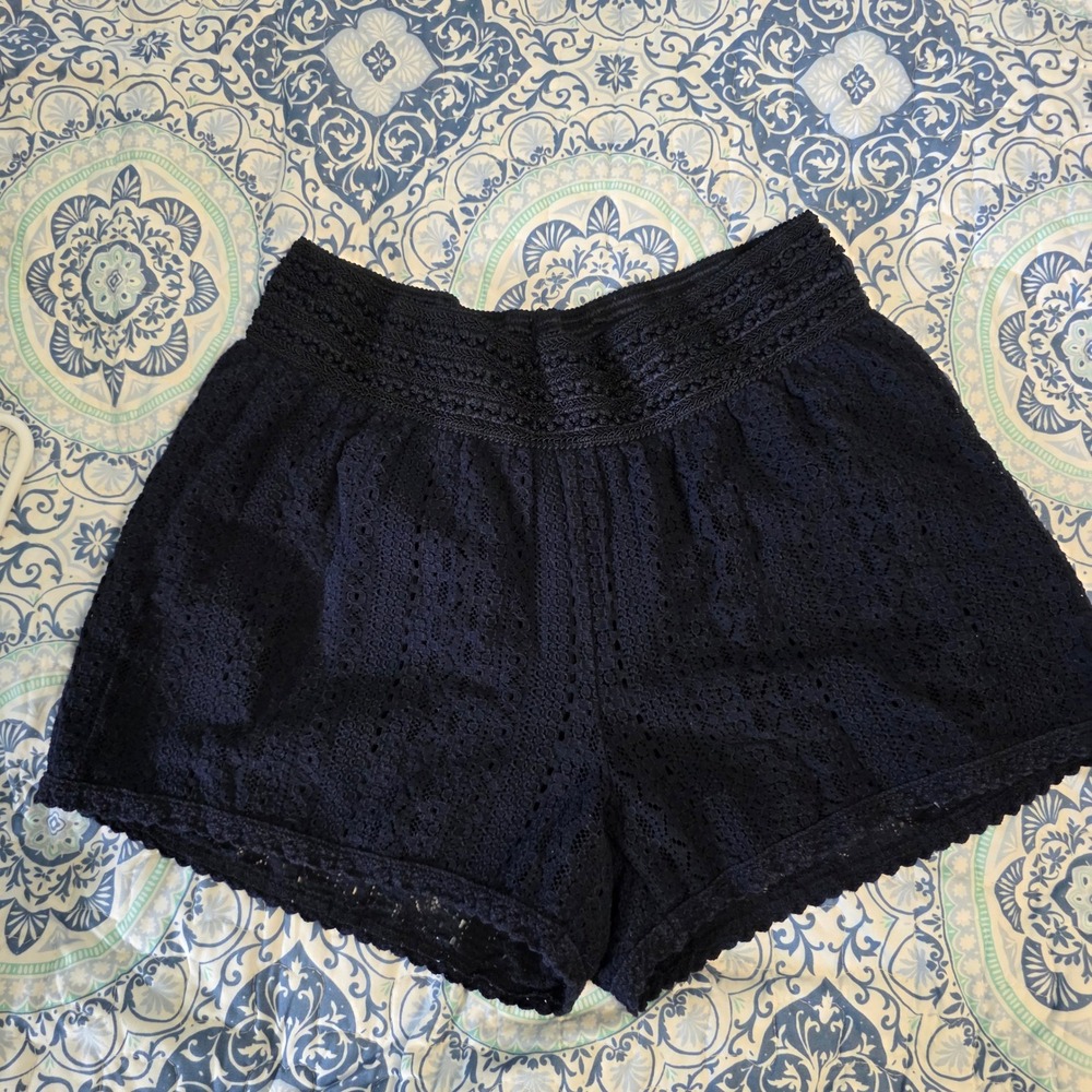 Maurices Black Crochet Lace Shorts Smocked Waist Boho Scalloped Hem Large